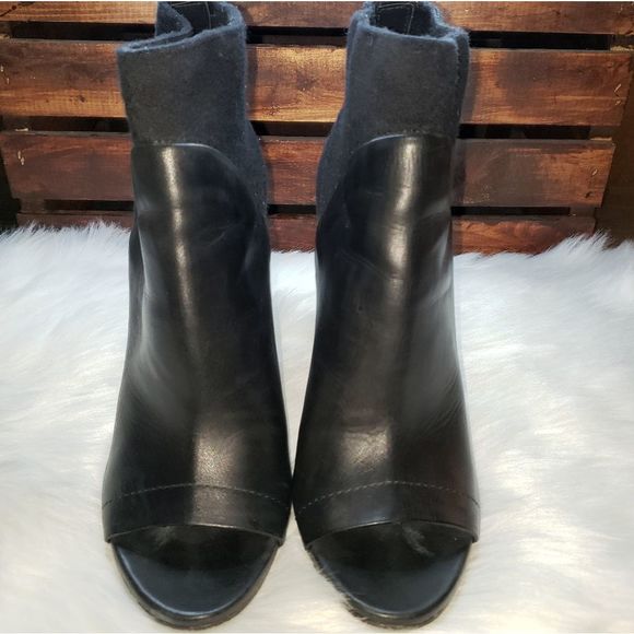 Vince Aren Open Toe Booties - Picture 6 of 10